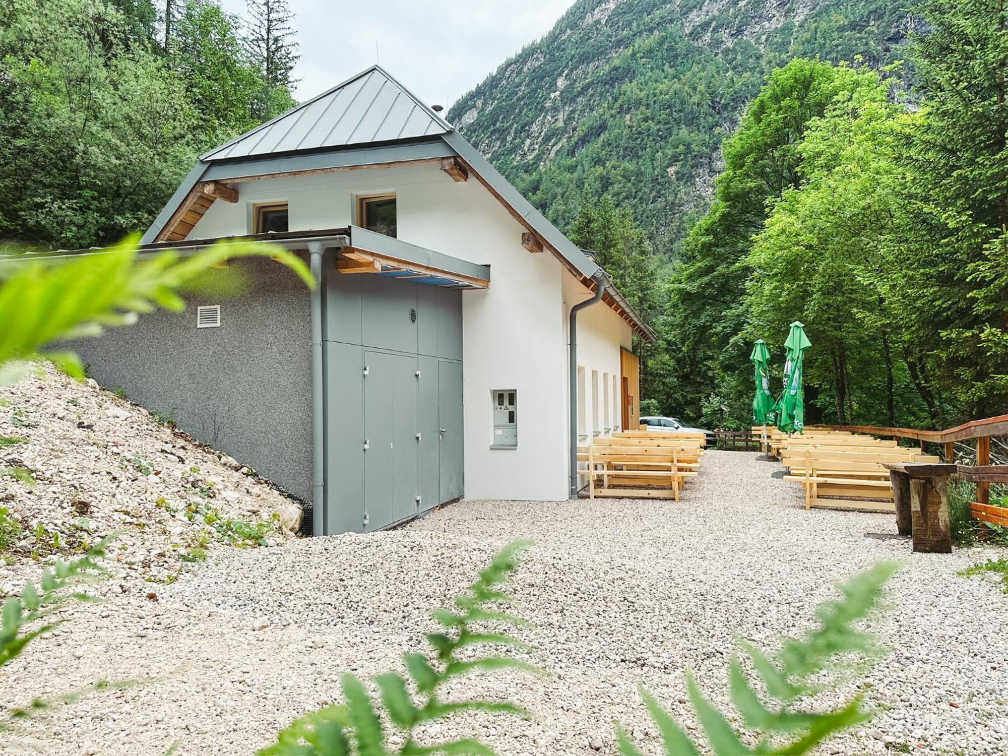 Koca Ob Izviru Soce Vila Trenta Exterior foto